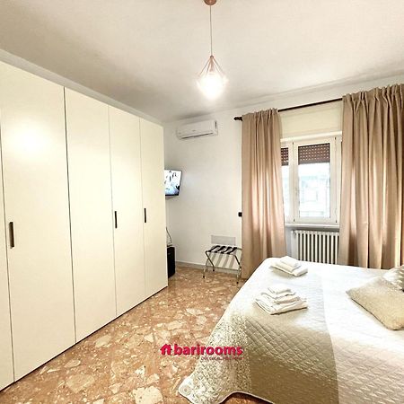 Barirooms Piccinni Exterior foto